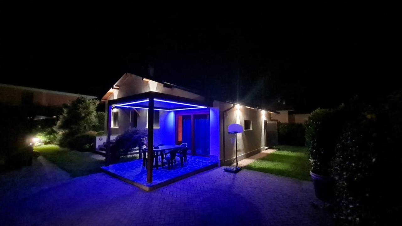 Villa Iris -Pet Friendly Stay - Garden - Private Parking- Bike Friendly Holiday House Colico Dış mekan fotoğraf