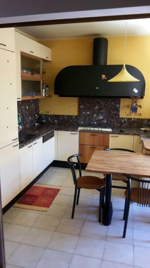 Villa Iris -Pet Friendly Stay - Garden - Private Parking- Bike Friendly Holiday House Colico Dış mekan fotoğraf